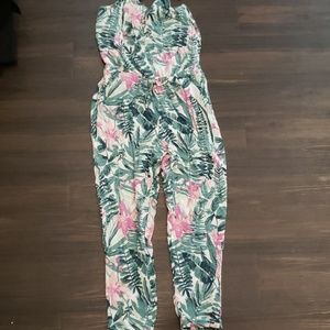 🌸🌿🍃PALM LEAF ROMPER💗💚